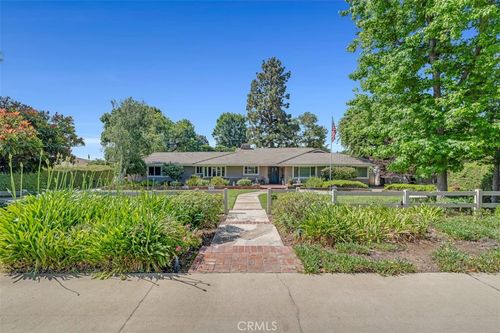 252 W 15th St, Upland, CA, 91786-2256 | Card Image