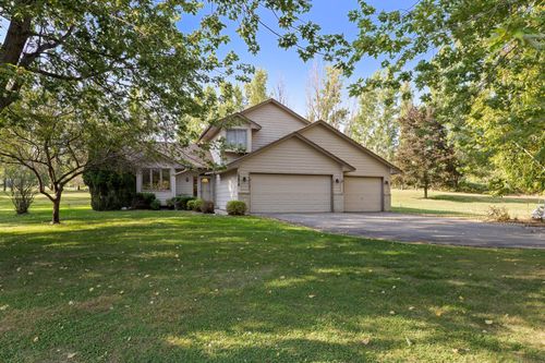 18870 Garnet St Nw, Nowthen, MN, 55303-9533 | Card Image