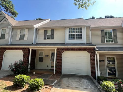 9632 Terrier Way, Charlotte, NC, 28269-1361 | Card Image