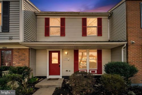 4703 Hersand Ct, WOODBRIDGE, VA, 22193-5404 | Card Image