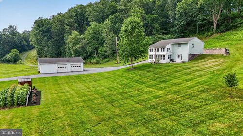 542 Honeymoon Trail Road, Lykens, PA, 17048 | Card Image