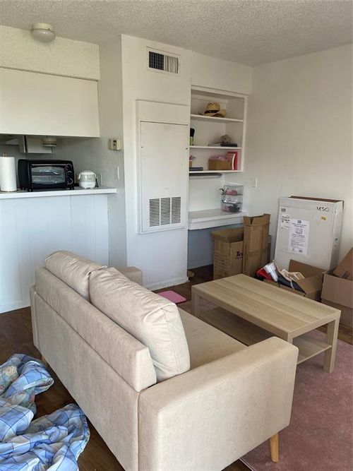 c306-2808 Whitis Ave, Austin, TX, 78705-4130 | Card Image