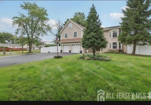364 Grandview Ave, Piscataway, NJ, 08854-2222 | Card Image