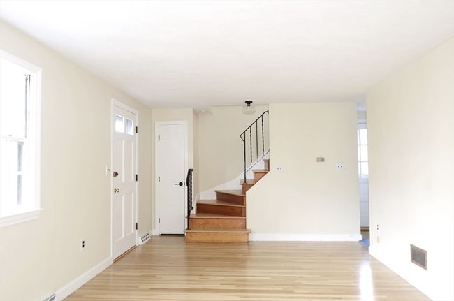 10 Colburn St, House other with 4 bedrooms, 2 bathrooms and 2 parking in Waltham MA | Image 10