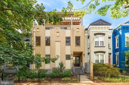 apt-3-220 P St Nw, WASHINGTON, DC, 20001-1920 | Card Image