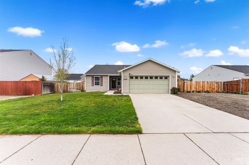 326 W Playground St, Kuna, ID, 83634-5138 | Card Image