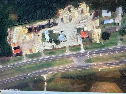 1697 Freedom Way, Hubert, NC, 28539-3643 | Card Image