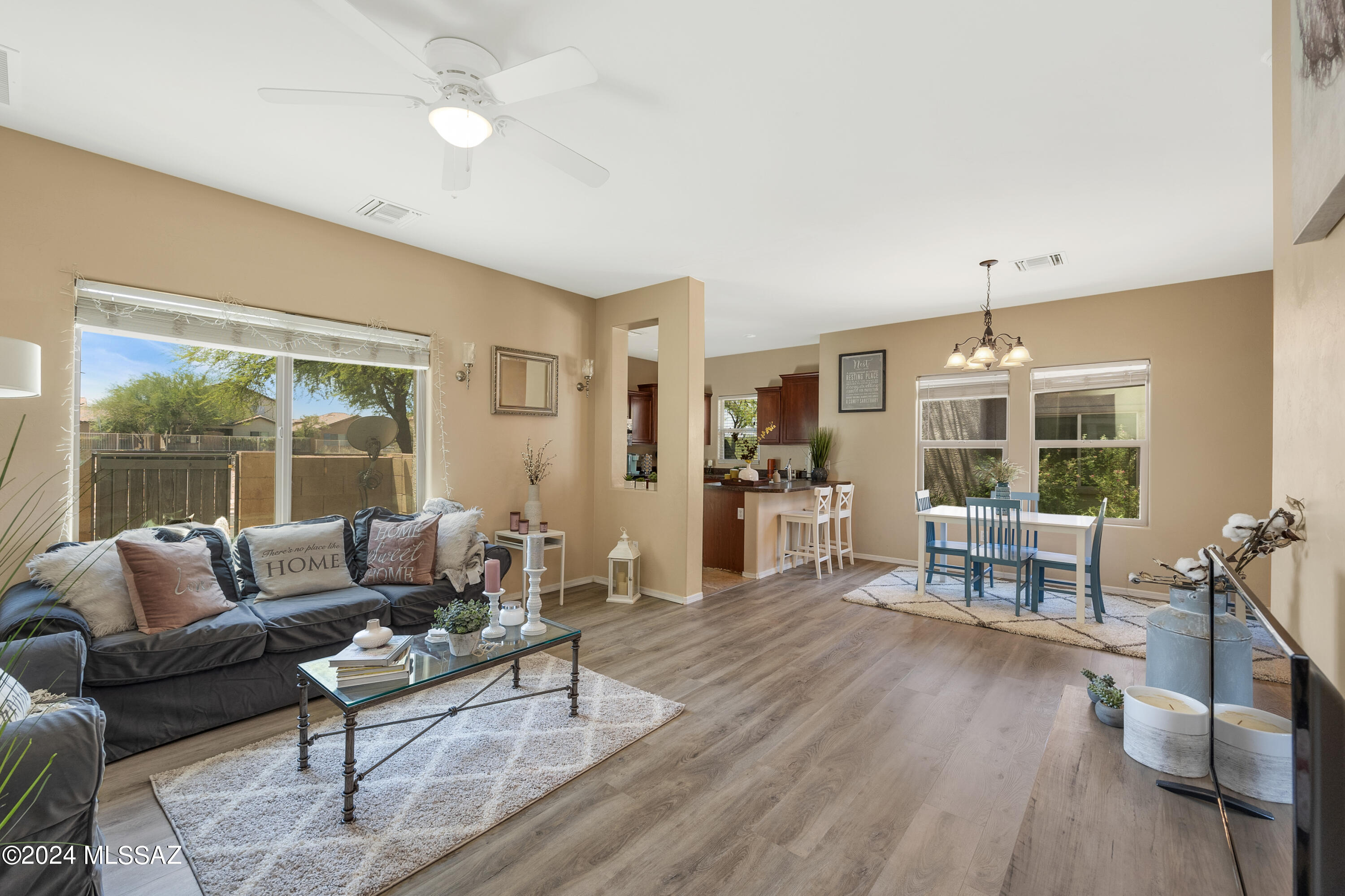 Forest Falls Ct, Tucson, AZ 85747