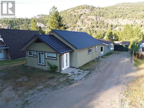1640 Ode Road, Christina Lake, BC, V0H1E0 | Card Image