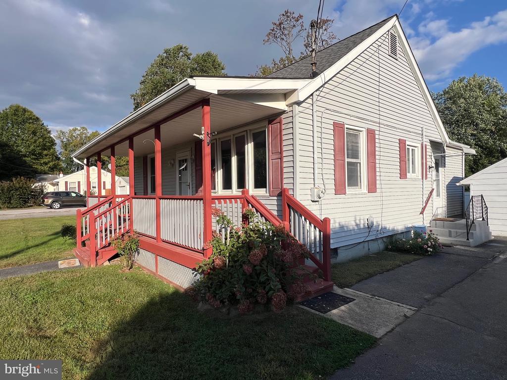 Williams Dr, Pennsville, NJ 08070