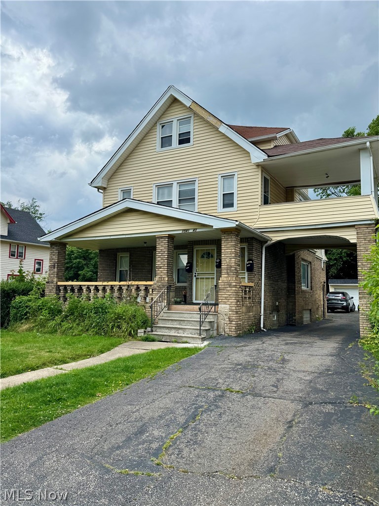 Residential Income in East Cleveland 2