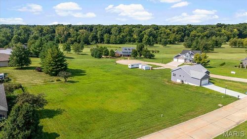 118 Woodland Hills Dr, Alton, IL, 62002-8867 | Card Image
