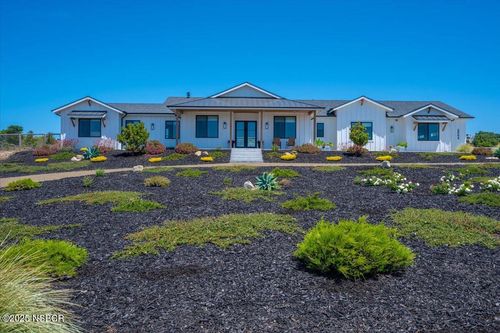 2064 Westhampton Dr, Arroyo Grande, CA, 93420 | Card Image