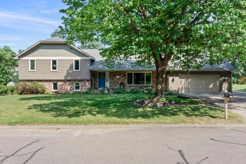 2680 Holly Ln N, Plymouth, MN, 55447-1727 | Card Image