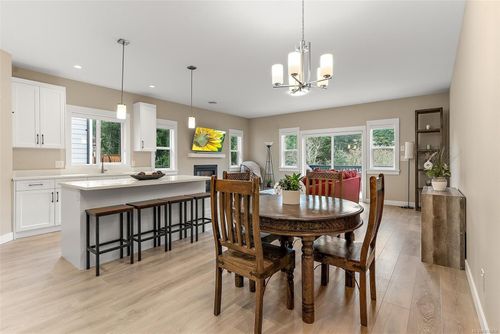 933 Blakeon Pl, Langford, BC, V9C0R3 | Card Image