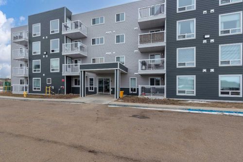 105b-5101 18 Street, Lloydminster, AB, T9V2G7 | Card Image