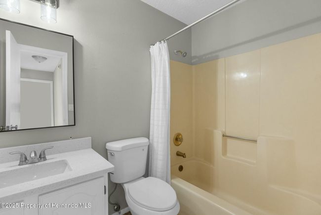 5948 Lyon Rd, House other with 3 bedrooms, 2 bathrooms and null parking in SPRING HILL FL | Image 40