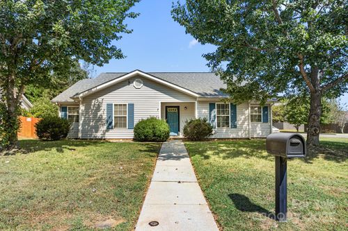 205 Fiddlers Knoll Ct, Kernersville, NC, 27284-7767 | Card Image