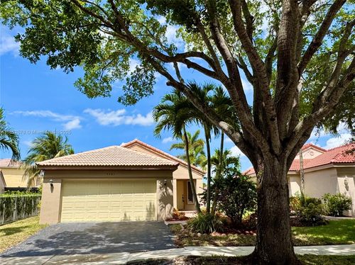 4481-4481 Dogwood Cir, Weston, FL, 33331-5007 | Card Image