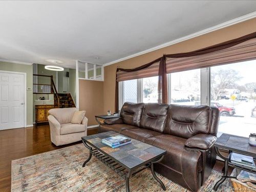 1360 Wilson Road, Hempstead, NY, 11554 | Card Image