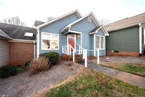 2716 Sawgrass Ct, Winston-Salem, NC, 27103-6690 | Card Image