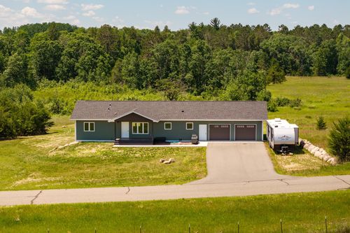2636 Bluegrass Blvd Sw, Backus, MN, 56435-3301 | Card Image
