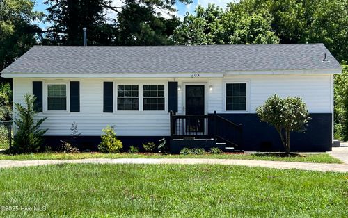 705 Runyon Rd, Washington, NC, 27889-3833 | Card Image