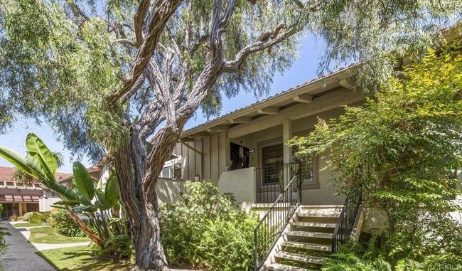 UNIT-13 - 2352 Altisma Way, Condo with 2 bedrooms, 2 bathrooms and 2 parking in Carlsbad CA | Image 4