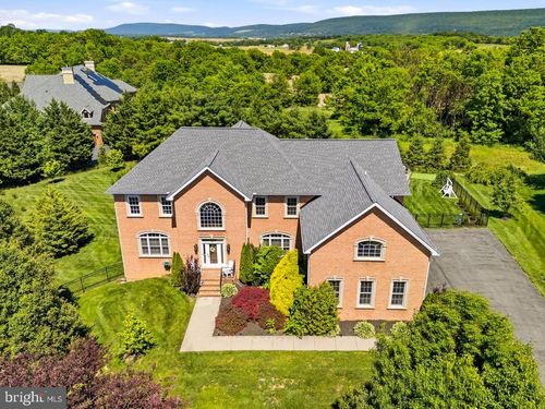 20510 Tehrani Ln, HAGERSTOWN, MD, 21742-4071 | Card Image
