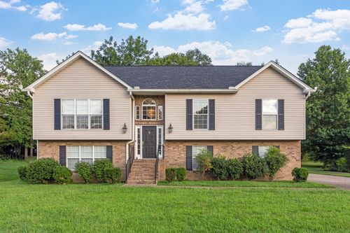 647 Durrett Dr, NASHVILLE, TN, 37211-5201 | Card Image