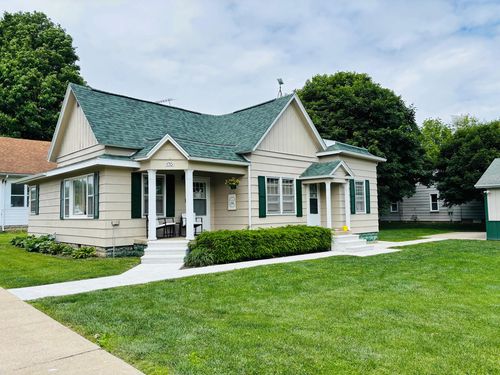 170 Western Ave, Hume, IL, 61932-7200 | Card Image