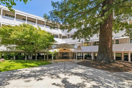 305-1515 Arc Way, Burlingame, CA, 94010-5050 | Card Image