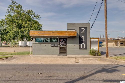 210 Cypress St, West Monroe, LA, 71291-3120 | Card Image