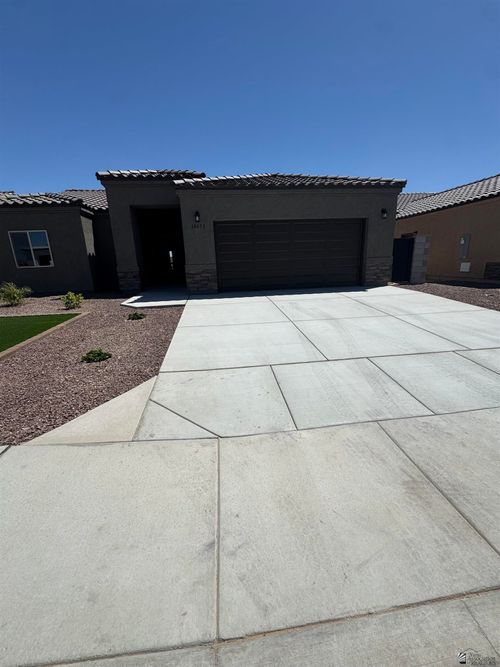 10577 E 45 Dr, Yuma, AZ, 85367 | Card Image