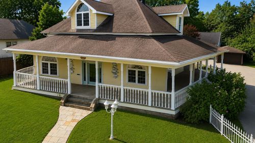 1043 Clinton St, Arkadelphia, AR, 71923-7027 | Card Image