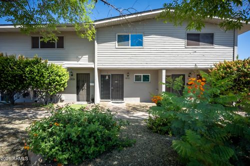 c12-2636 W Berridge Lane, Phoenix, AZ, 85017 | Card Image