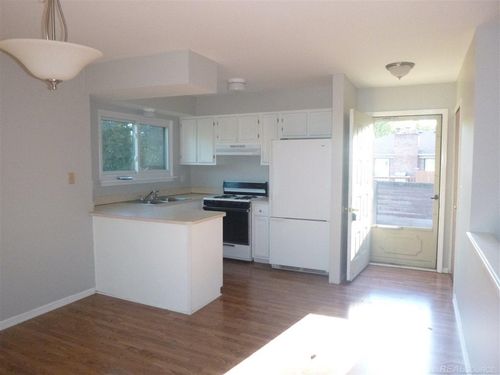 48600 Sugarbush Rd, Chesterfield, MI, 48047-2260 | Card Image