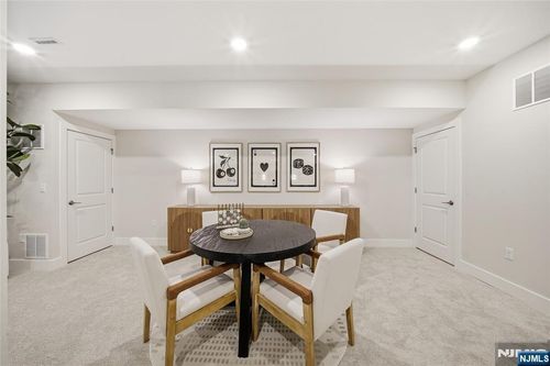 13 Pimlico Place, Oakland, NJ, 07436 | Card Image