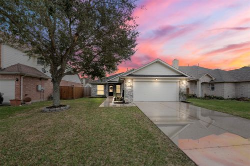 6322 Atlasridge Dr, Houston, TX, 77048-5572 | Card Image