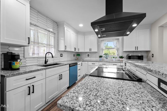 13-web-or-mls-_1249708 | Image 11
