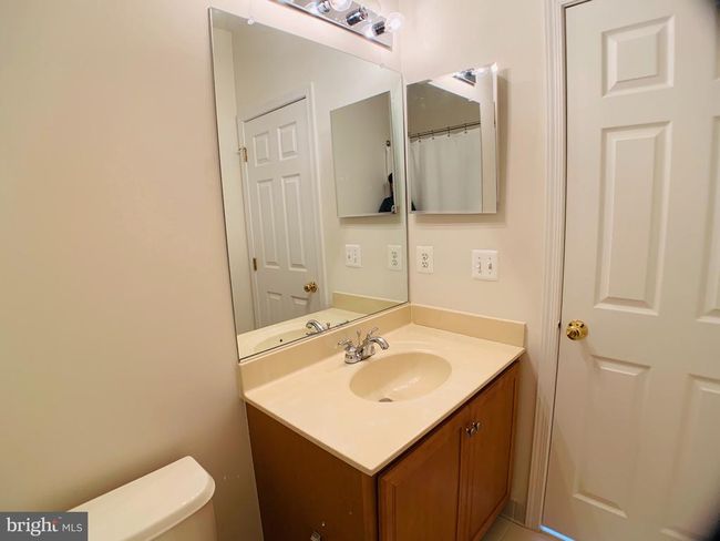 42627 Homefront Ter, Townhouse with 3 bedrooms, 4 bathrooms and null parking in SOUTH RIDING VA | Image 40