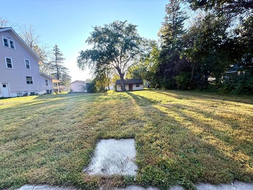 523 Strait Ave, Worthington, MN, 56187-2030 | Card Image