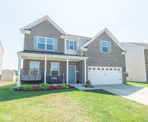 1951 Creek Bank Dr, Columbus, IN, 47201-1476 | Card Image