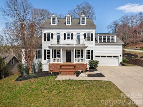 21 Dianthus Dr, Asheville, NC, 28803-5010 | Card Image