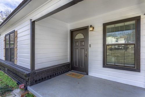 1130 W Heron St, Denison, TX, 75020-6028 | Card Image