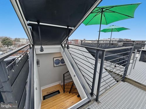 2-1831 Independence Ave Se, WASHINGTON, DC, 20003-1725 | Card Image