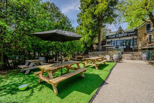 1381 King St N, Saint Jacobs, ON, N0B2N0 | Card Image