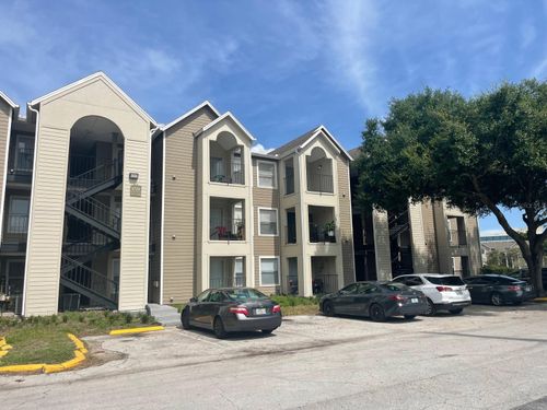 1835-4708 Walden Cir, ORLANDO, FL, 32811-7169 | Card Image