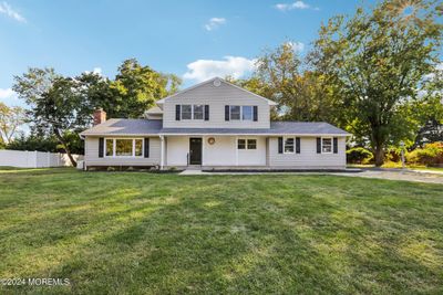 41 Four Winds Drive, House other with 5 bedrooms, 2 bathrooms and null parking in Middletown NJ | Image 3