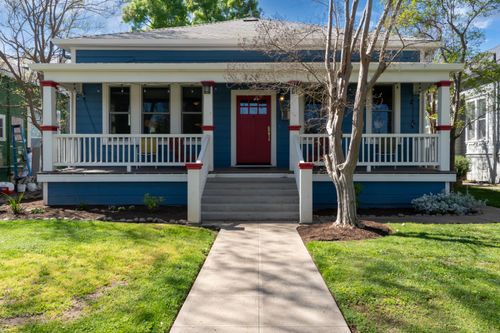 328 W 21st St, Merced, CA, 95340-3820 | Card Image
